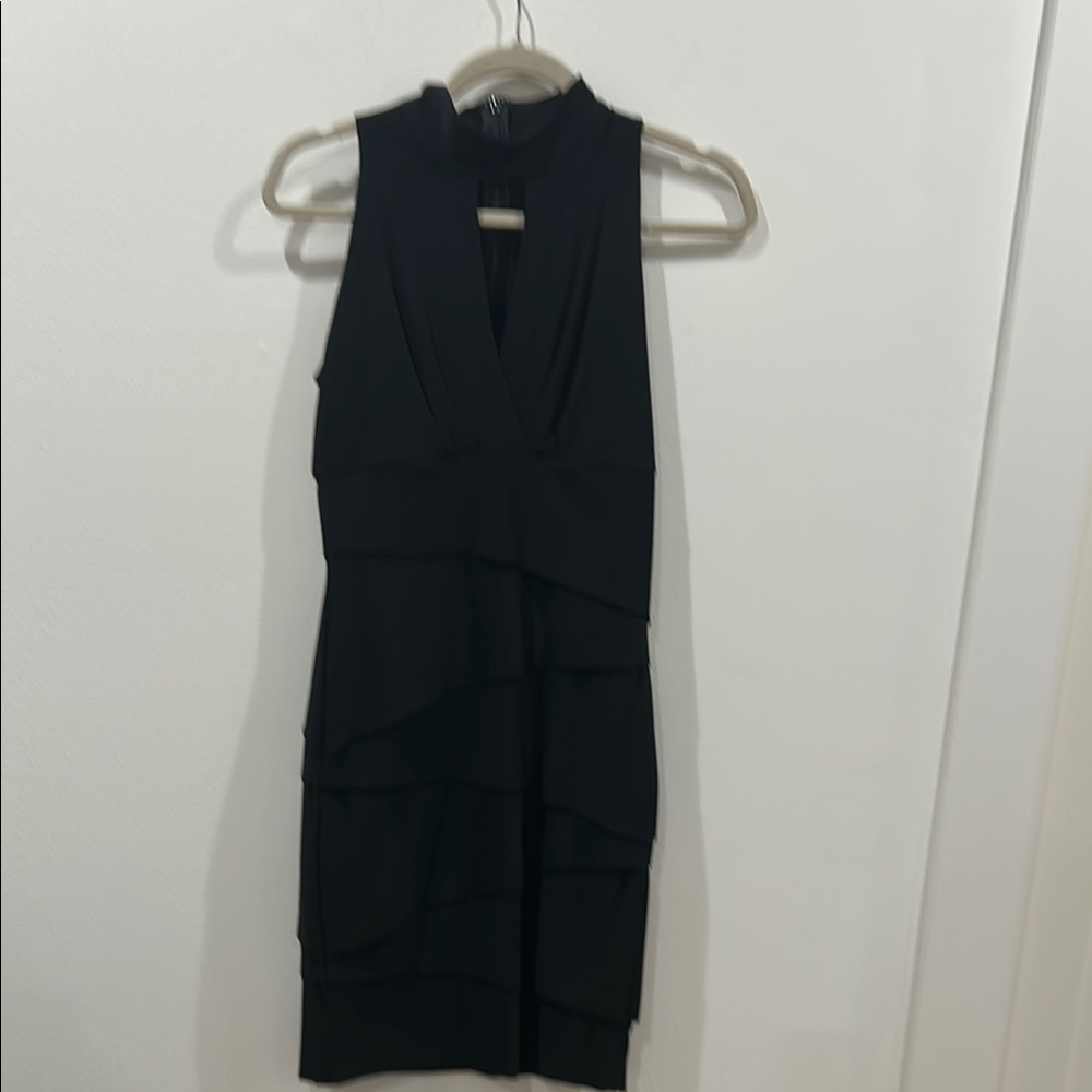 Fabulous black layered fitted dress with keyhole neckline!